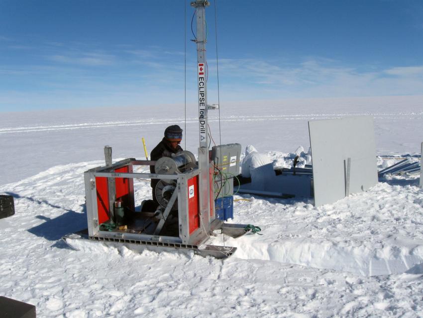 IDP driller Lou Albershardt operates the Eclipse Drill at Thwaites Glacier, Antarctica, during the 2010-2011 summer field season