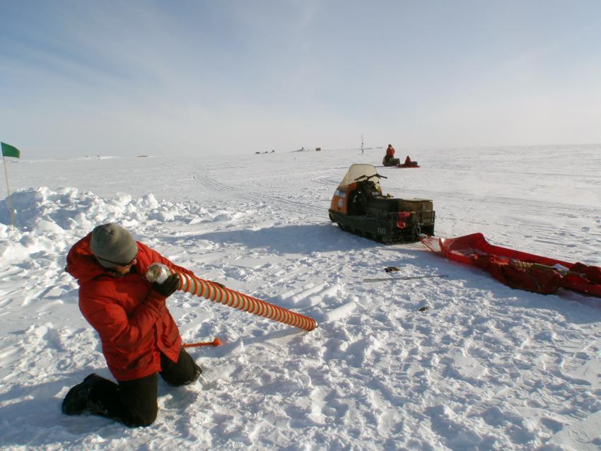 Josh Jetson field tests the IDDO 3-Inch hand auger design at WAIS Divide, Antarctica