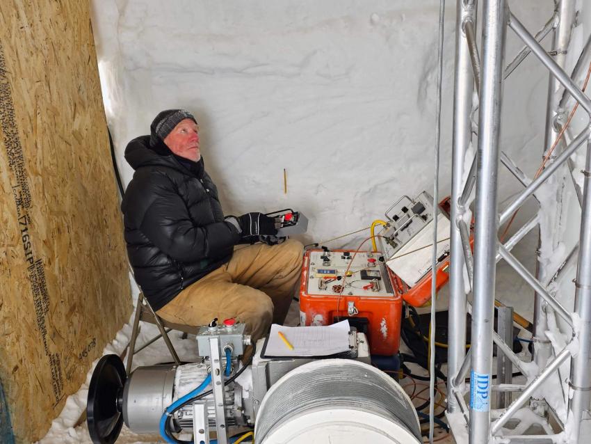 IDP Driller Mike Jayred operates the Blue Ice Drill at Summit, Greenland, in support of PI Nathan Chellman’s project