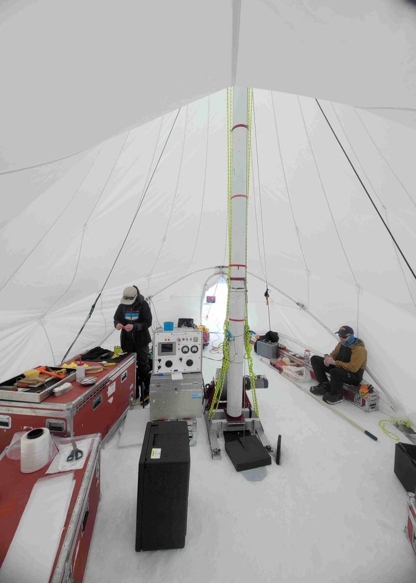 Inside the MAST drill tent during the 2023/24 field season at Canisteo Peninsula, Antarctica, showing the Foro 400 Drill. Photo credit: Etienne Gros.